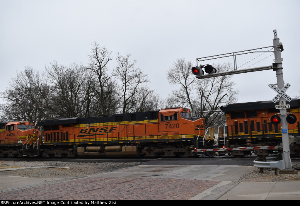 BNSF 7420